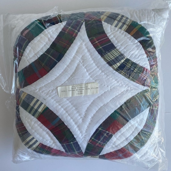 NWT Wedding Ring Tartan Quilted Square Pillow Cover And Form Tie Closures - Picture 7 of 10